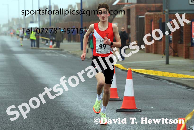 Boys under-15s 5k, 2023 Northern Mens 12 stage and Womens 6 Stage Relays and Young Athletes, Redcar. Photo: David T. Hewitson/Sports for All Pics